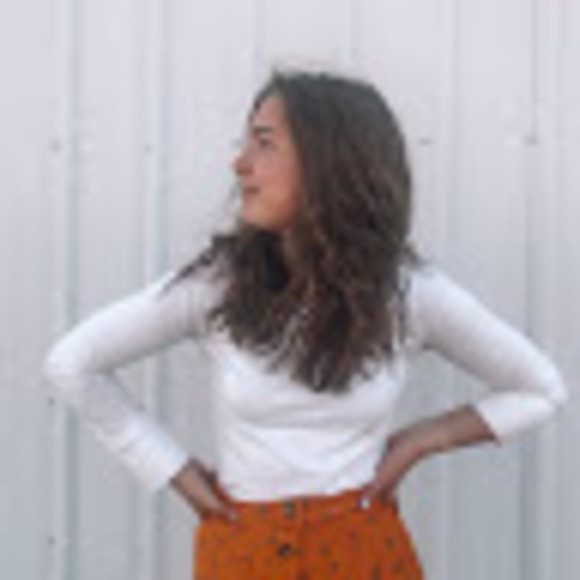 Meet your Posher, Nya - Picture 1 of 1